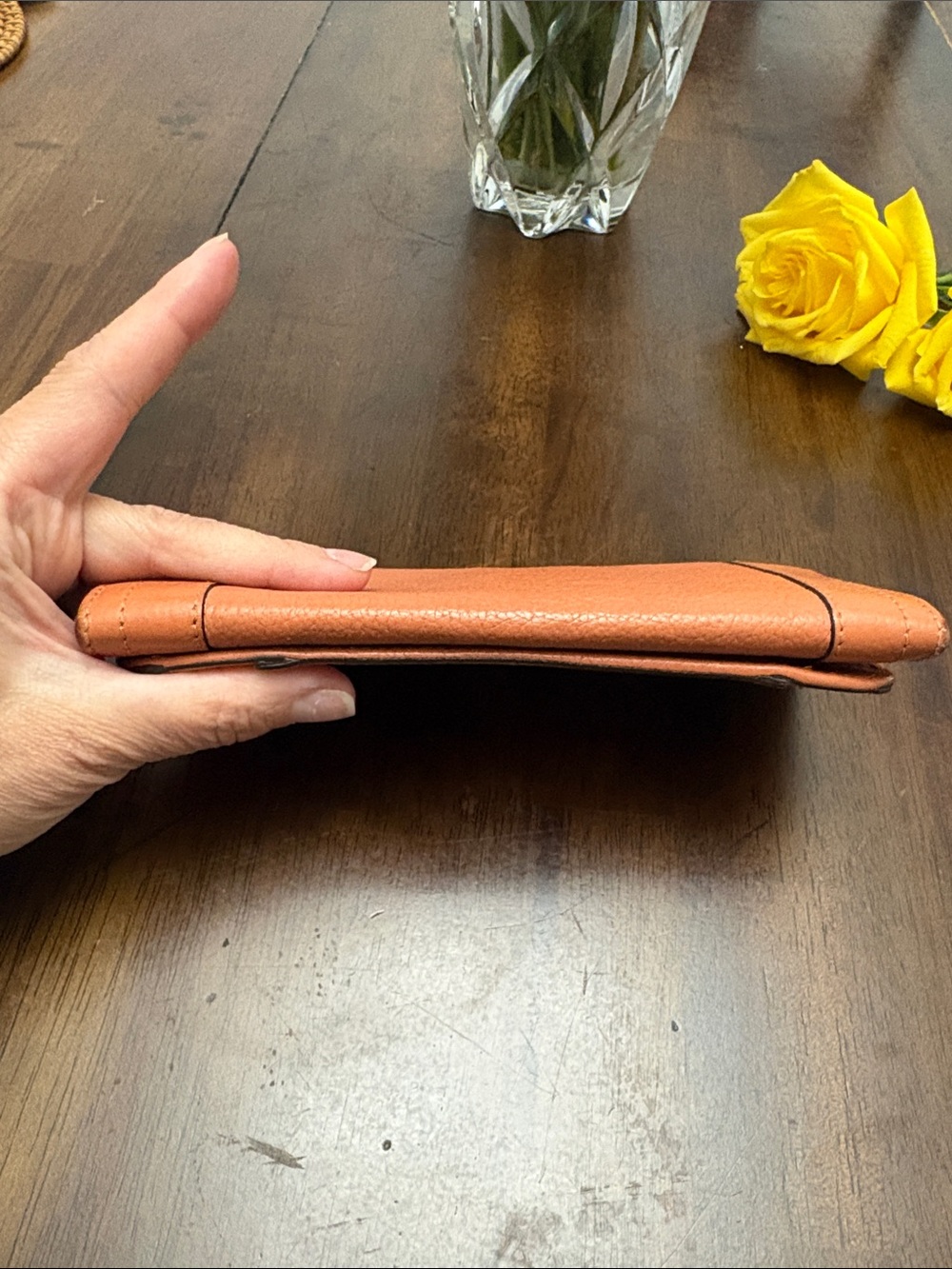 Low startChloé Coral Terracotta Pebble Leather Flap Wallet in GUC - Picture 12 of 13